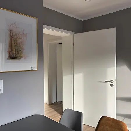 Prinzessin Bellatrix Designer Zimmerprinzen Apartment Oldenburg